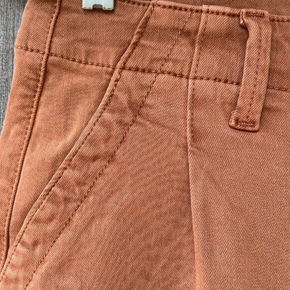 NWOT PAIGE Mayslie Pleated Cotton Twill Jeans in Vintage Mocha Womens 30 Joggers - Picture 9 of 16